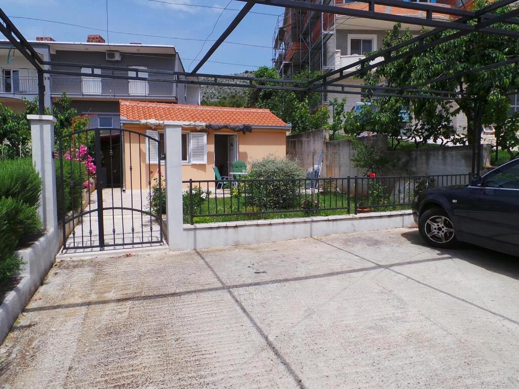 Marino Apartment เซเกต วรันยีชา ภายนอก รูปภาพ